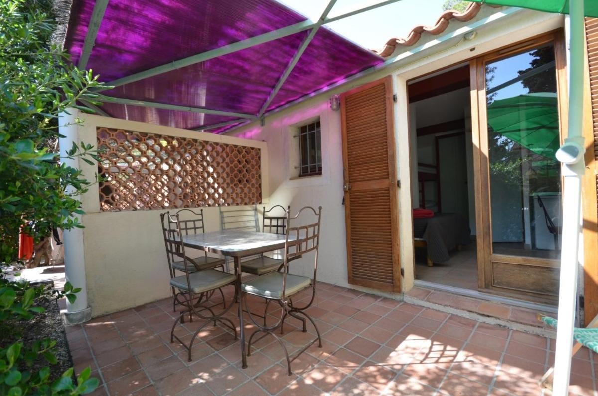Le Clos Des Galejades Porquerolles Room photo